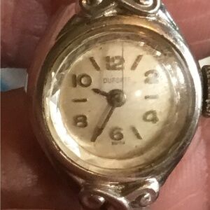 Dufonte Women's Vintage Silver-Tone Round Dial Watch
